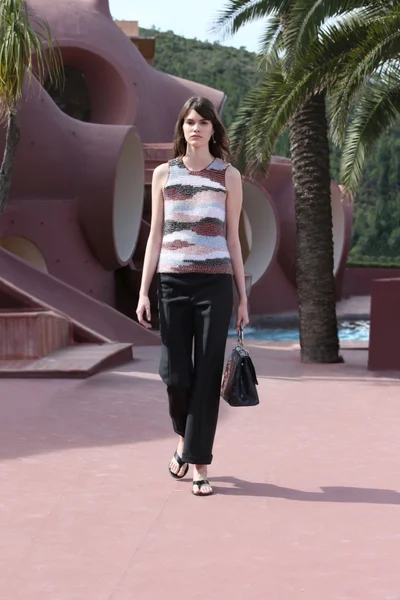 Look 33